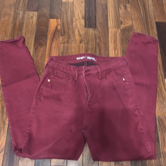 Old Navy Burgundy Skinny Jeans 